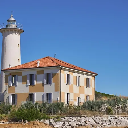 Recently Built House With Swimming Pool Appartamento Bibione