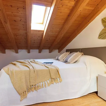 Recently Built House With Swimming Pool Lejlighed